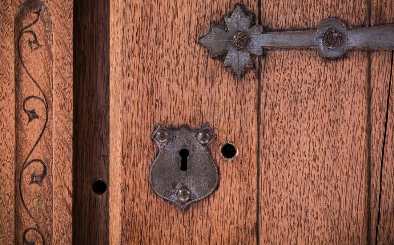 changer la serrure d'une porte d'entrée