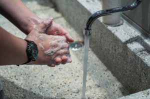 lavage de main et gestes barrières