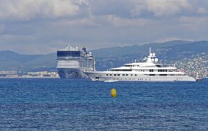 vue sur la mer de cannes